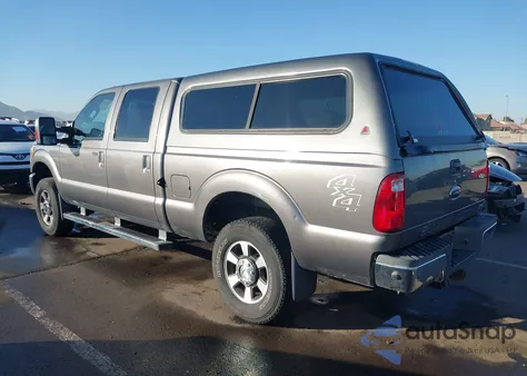 2011 Ford F-250 Lariat z USA, uszkodzony, nr VIN 1FT7W2B64BEA43840